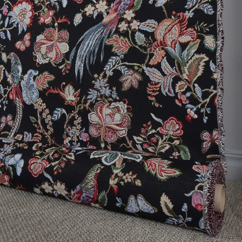 Blommiga Möbeltyger|Mönstrade Möbeltyger<Nordisk Textil Bailey svart gobeläng