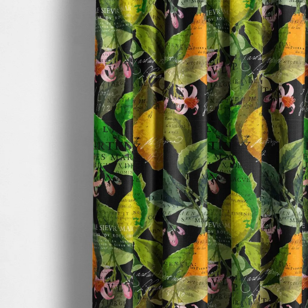 Gardintyger Mönstrade|Arvidssons Textil<Arvidssons textil Citrus svart tyg – Elegans med färgstarka citrusdetaljer