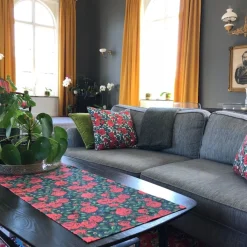 Gardintyger Mönstrade|Jultyger<Nordisk Textil Dalaros svart tyg