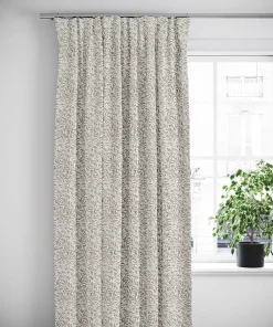 Gardiner Mönstrade<Nordisk Textil Ester beige gardiner med tidlöst bladmönster