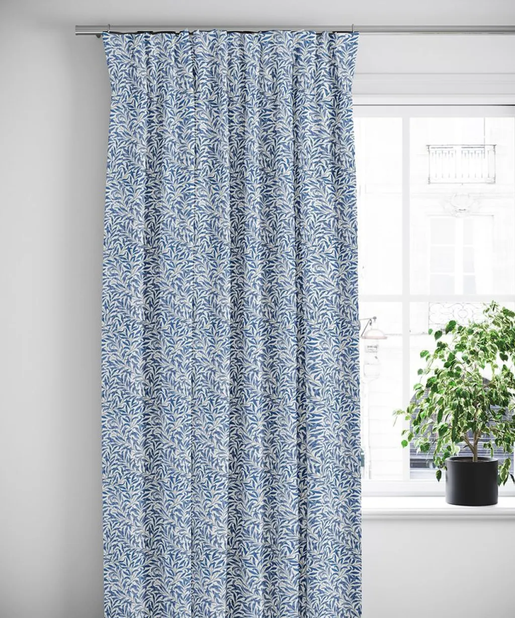 Gardiner Mönstrade<Nordisk Textil Ester blå gardiner med tidlöst bladmönster