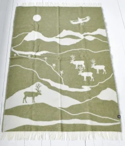 Ullplädar<Arvidssons textil Fjällvandring grön– Ullpläd med fjällinspirerat mönster