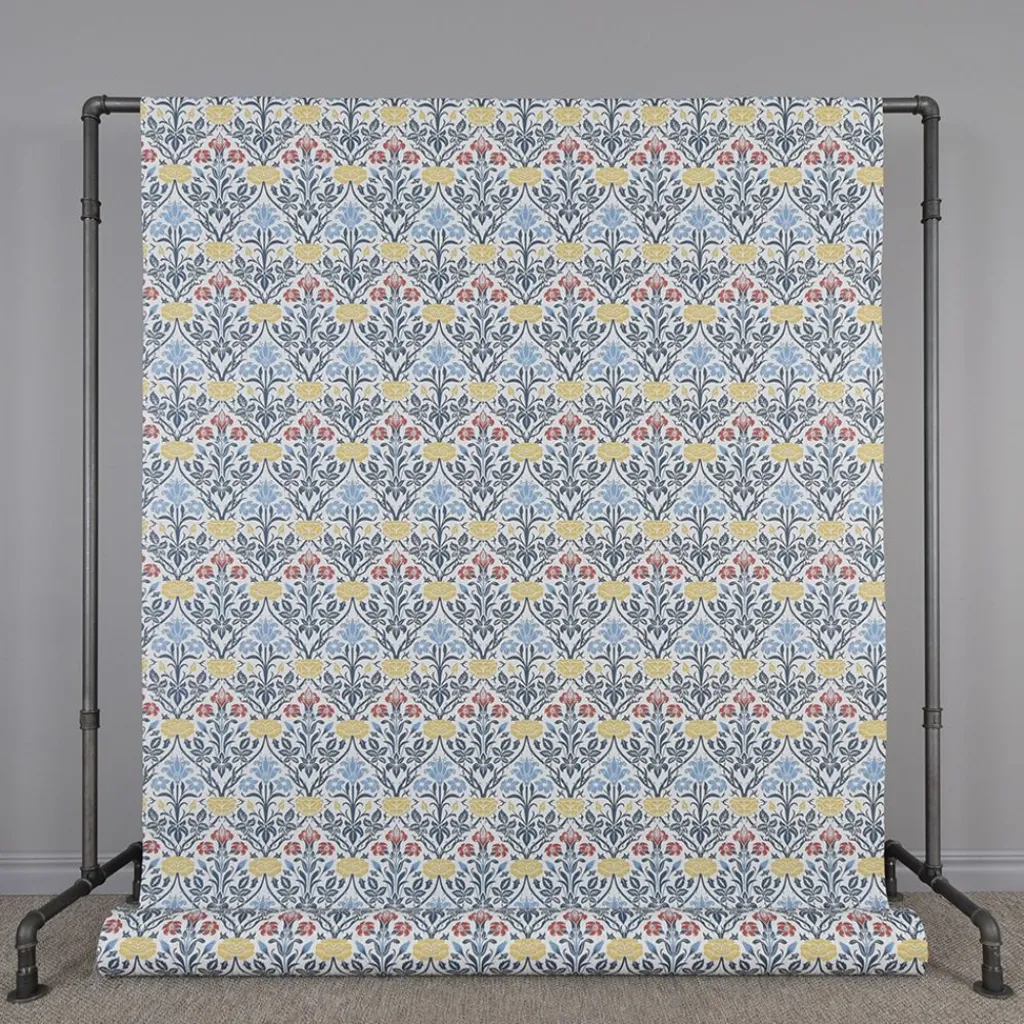 Arts & Crafts Tyger|Gardintyger Mönstrade<Nordisk Textil Florentina vit-blå tyg