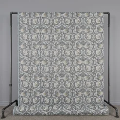 Arts & Crafts Tyger|Mönstrade Möbeltyger<Nordisk Textil Grace mullvad gobeläng - Klassisk blommig Arts and Crafts design