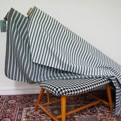 Randiga Möbeltyger|Rutor & Ränder<Nordisk Textil Harlow mörkgrå-vit randigt tyg