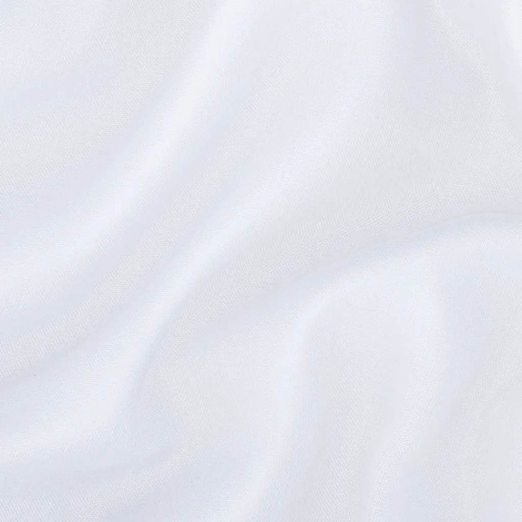 Gardintyger Enfärgade<Nordisk Textil Hotellgardin Monterosso vit tyg metervara med tyngdband 300cm