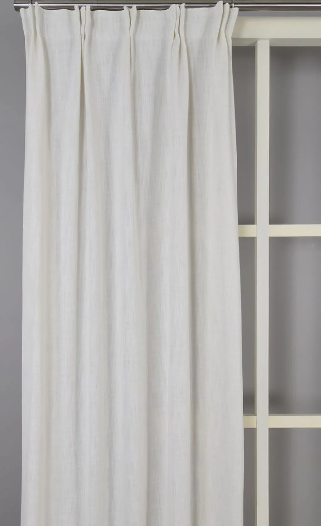 Gardiner Enfärgade<Redlunds James offwhite gardiner – Modern linne-look med lyxigt fall