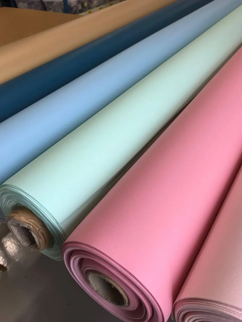 Enfärgade Fuskskinn<Nordisk Textil Karia rosa fuskskinn