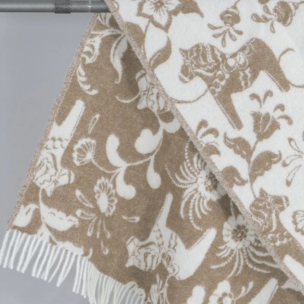 Ullplädar<Arvidssons textil Leksand beige ullpläd 130x170 cm – dalahästar i 100% ull