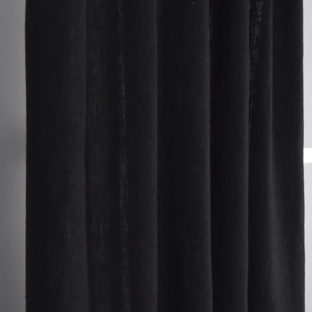 Linnetyger|Linnegardiner<Nordisk Textil Linnegardiner Verone Svart