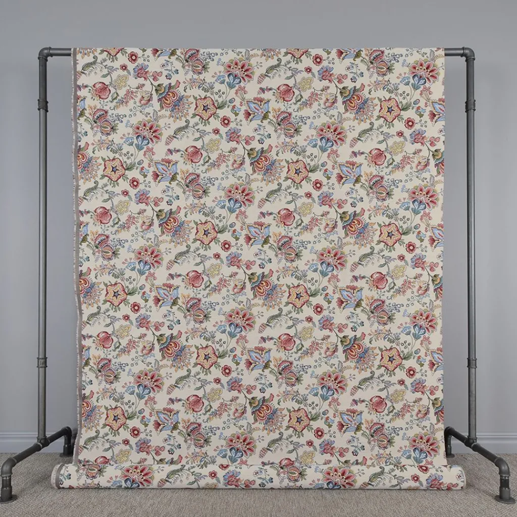 Blommiga Möbeltyger|Mönstrade Möbeltyger<Arvidssons textil Louise möbeltyg