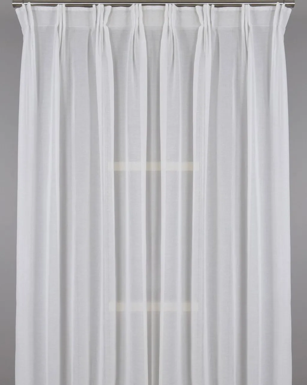 Gardiner Enfärgade< Madison offwhite gardin 280x280cm - Hotellgardin