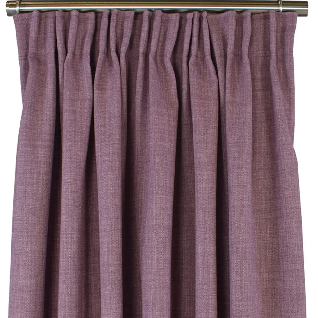Gardiner Enfärgade<Nordisk Textil Milo grape gardiner – Tidlös design med fin struktur