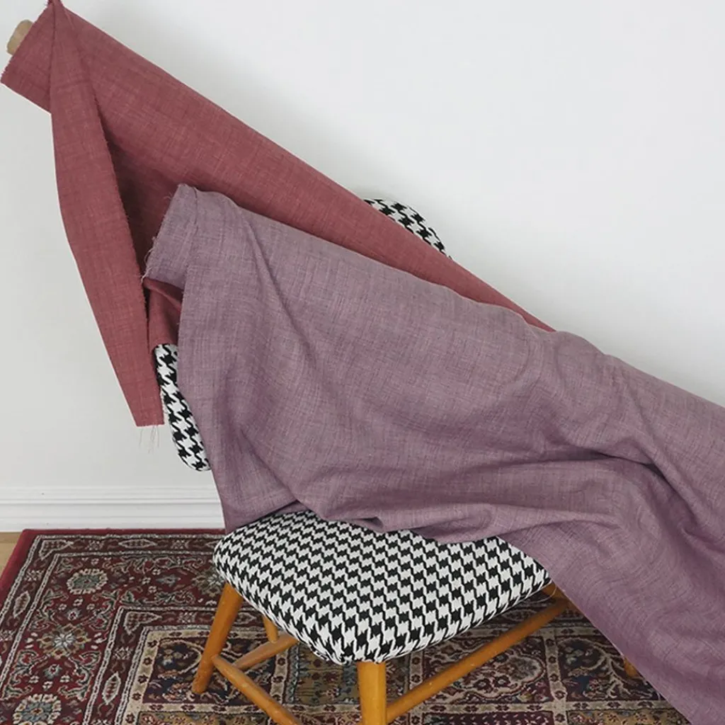 Gardintyger Enfärgade<Nordisk Textil Milo grape gardintyg - Stilrent med fin struktur