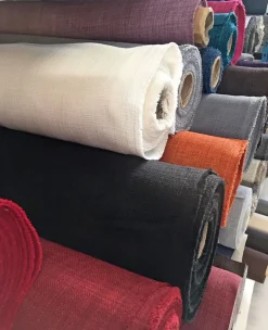 Gardintyger Enfärgade<Nordisk Textil Milo svart gardintyg - Stilrent med fin struktur