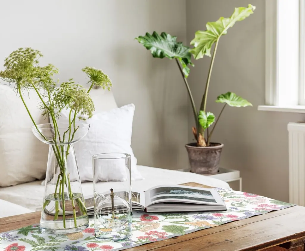 Bordslöpare|Ekelund Löpare<Ekelund Ängsdröm löpare 35X140 - s Linneväveri