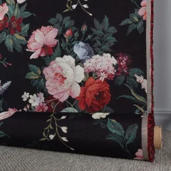 Blommiga Möbeltyger|Mönstrade Möbeltyger< Painted vintage bouquet möbeltyg