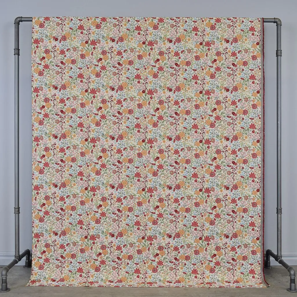 Blommiga Möbeltyger|Mönstrade Möbeltyger<Arvidssons textil Romantic offwhite jacquard
