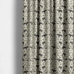 Gardintyger Mönstrade|Arvidssons Textil<Arvidssons textil Skogens Konung culla svart - tyg
