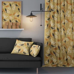 Gardintyger Mönstrade|Arvidssons Textil<Arvidssons textil Trast i hast gul-orange tyg