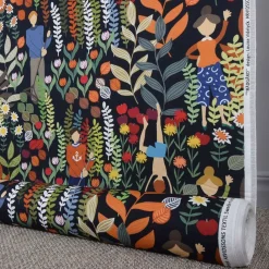 Gardintyger Mönstrade|Arvidssons Textil<Arvidssons textil Trädgård svart/orange tyg
