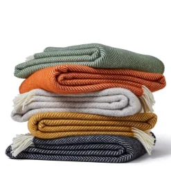 Ullplädar<Tweedmill textiles Ullpläd Fishbone English Mustard, 100% Ull, 150x183 cm