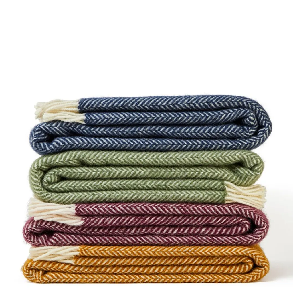 Ullplädar<Tweedmill textiles Ullpläd Fishbone Navy, 100% Ull, 150x183 cm