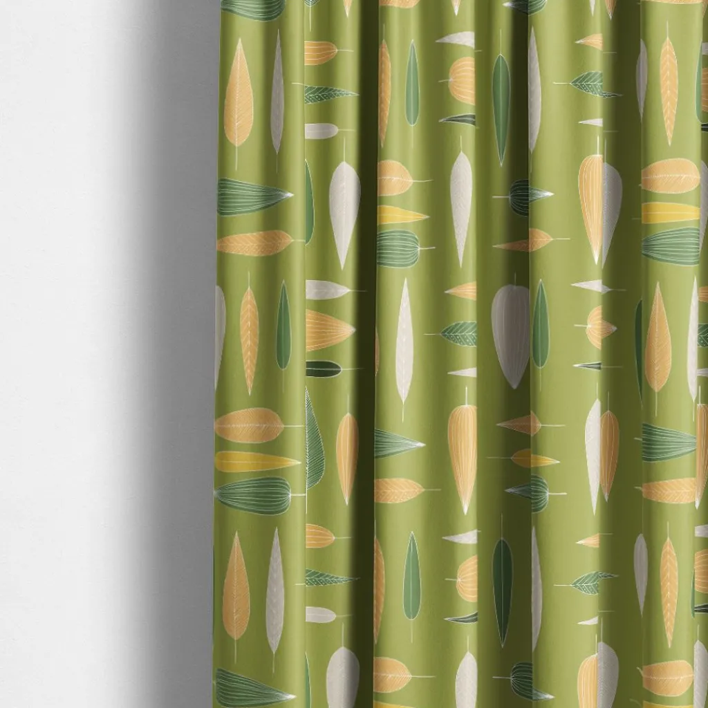 Gardintyger Mönstrade|Arvidssons Textil<Arvidssons textil Under trädet grön tyg – bomullstyg med blad