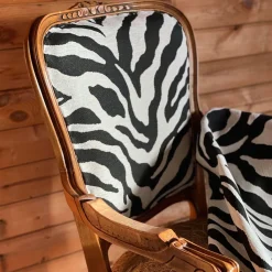 Mönstrade Möbeltyger< Zebra möbeltyg